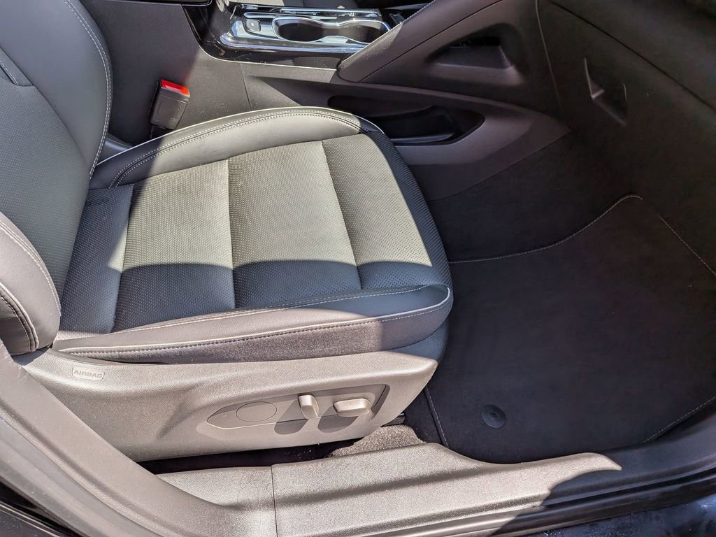2023 Buick Envision Essence - Photo 27