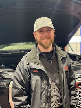 Staff member RUSSELL HACKET from 28ff7fe87eca