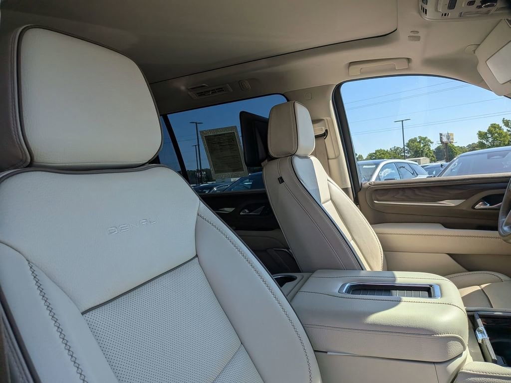 2023 GMC Yukon XL Denali - Photo 27