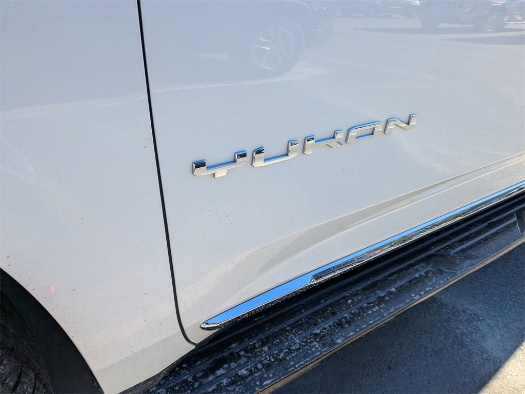 2023 Gmc Yukon SLT photo 3