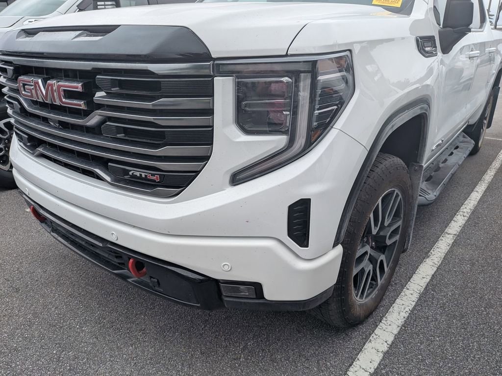 2025 GMC Sierra AT4 4WD Crew Cab Short Box's photo