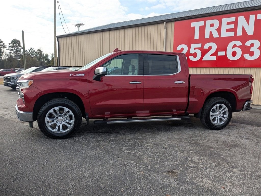 2025 Chevrolet Silverado 1500 LTZ's photo
