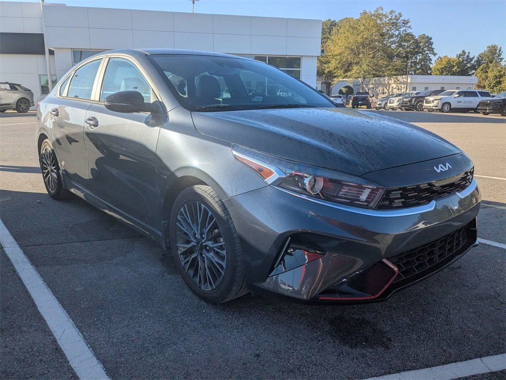 2023 Kia Forte GT-Line photo 4