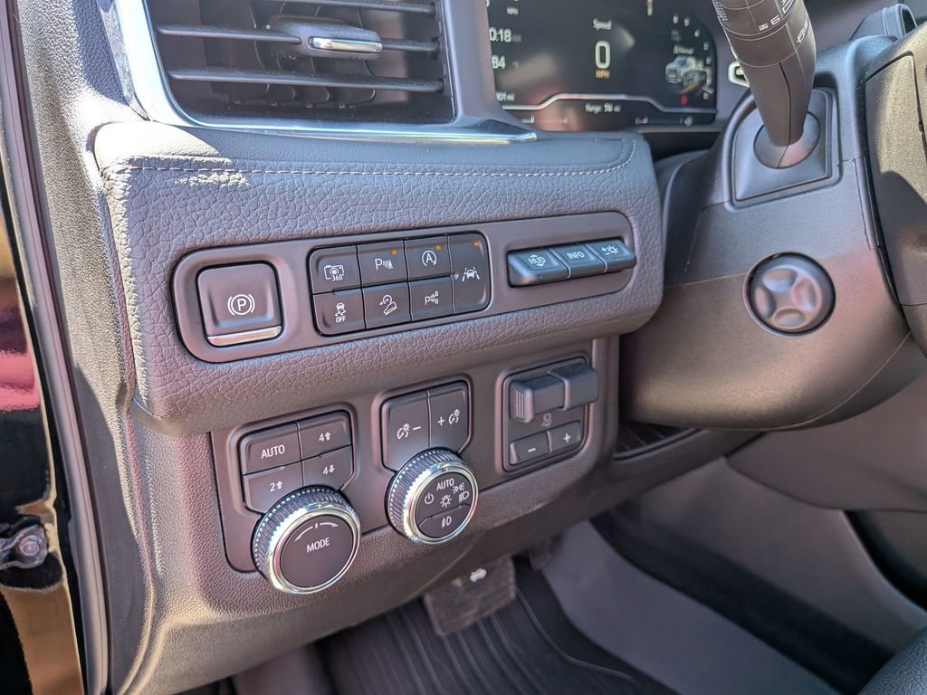 2024 GMC Yukon XL Denali - Photo 12