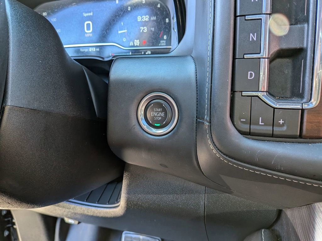 2024 GMC Yukon Denali Ultimate - Photo 21