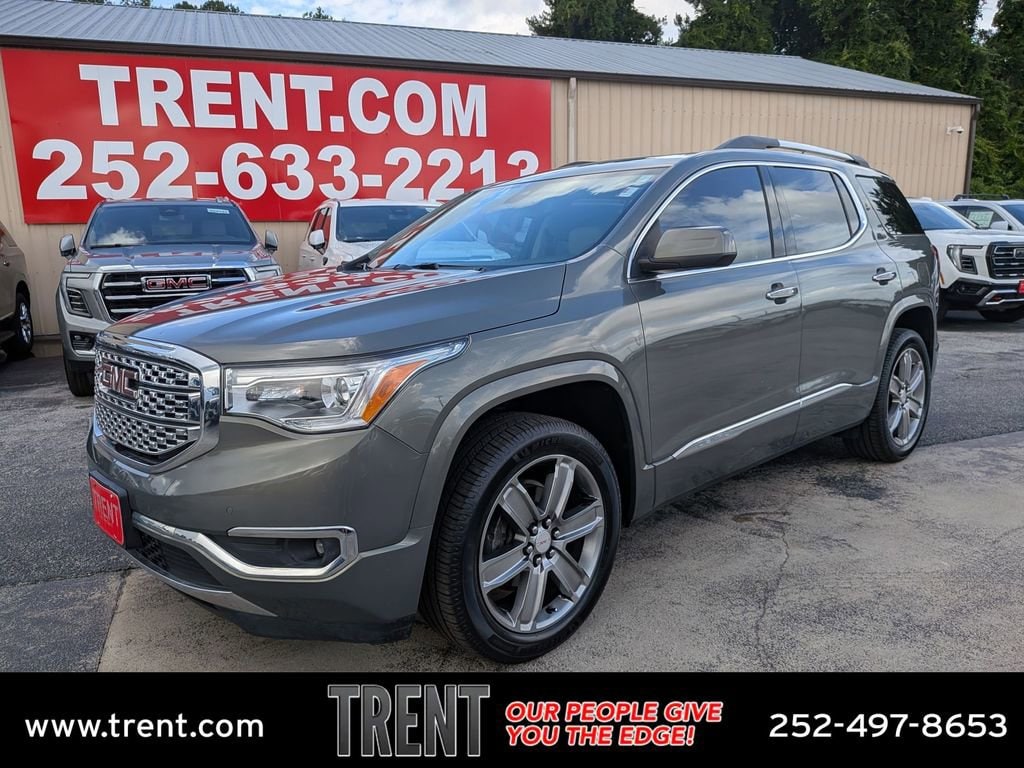 2017 GMC Acadia Denali FWD's photo