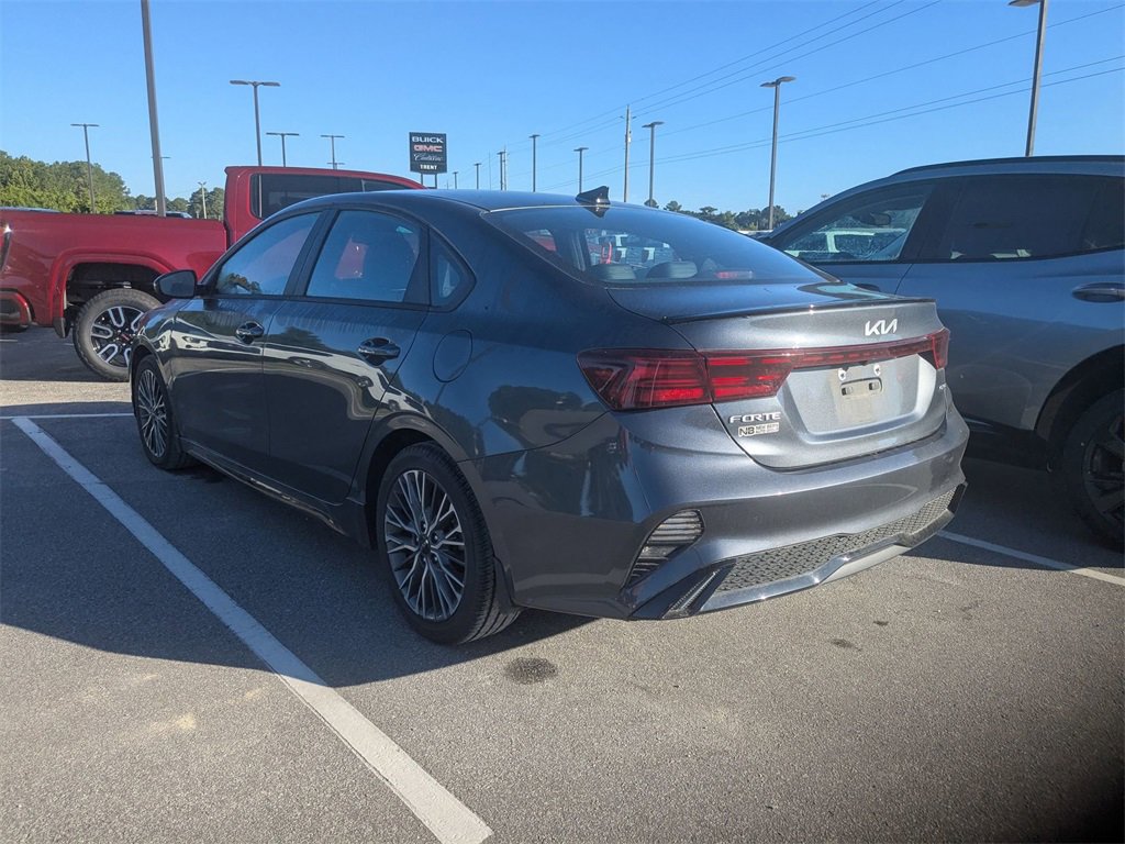 2023 Kia Forte GT-Line photo 2