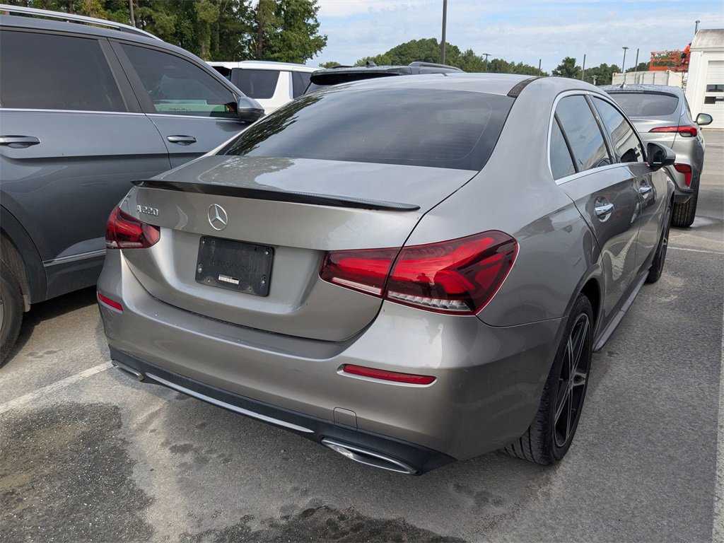 2021 Mercedes Benz A 220 photo 2