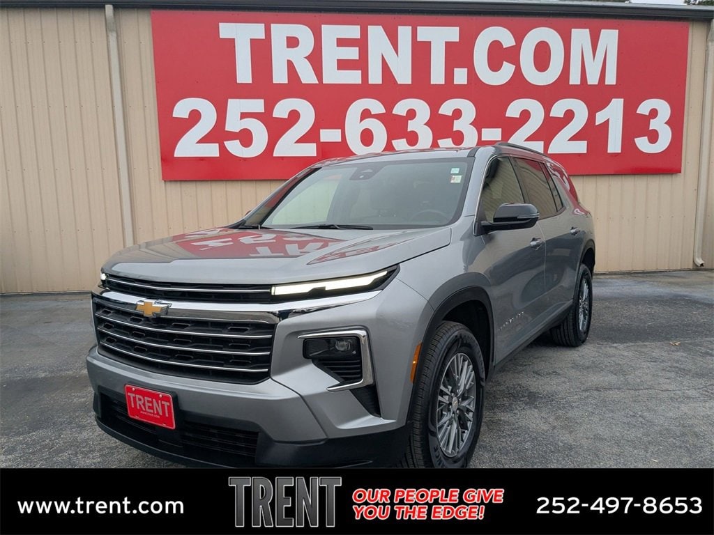 Certified 2025 Chevrolet Traverse LT SUV