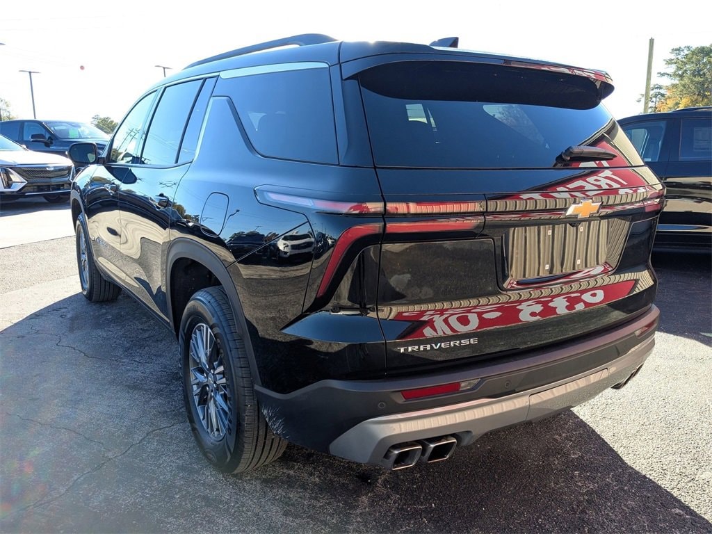 Certified 2025 Chevrolet Traverse LT SUV