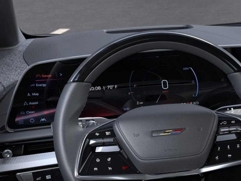 2026 Cadillac OPTIQ V-Series - Photo 18