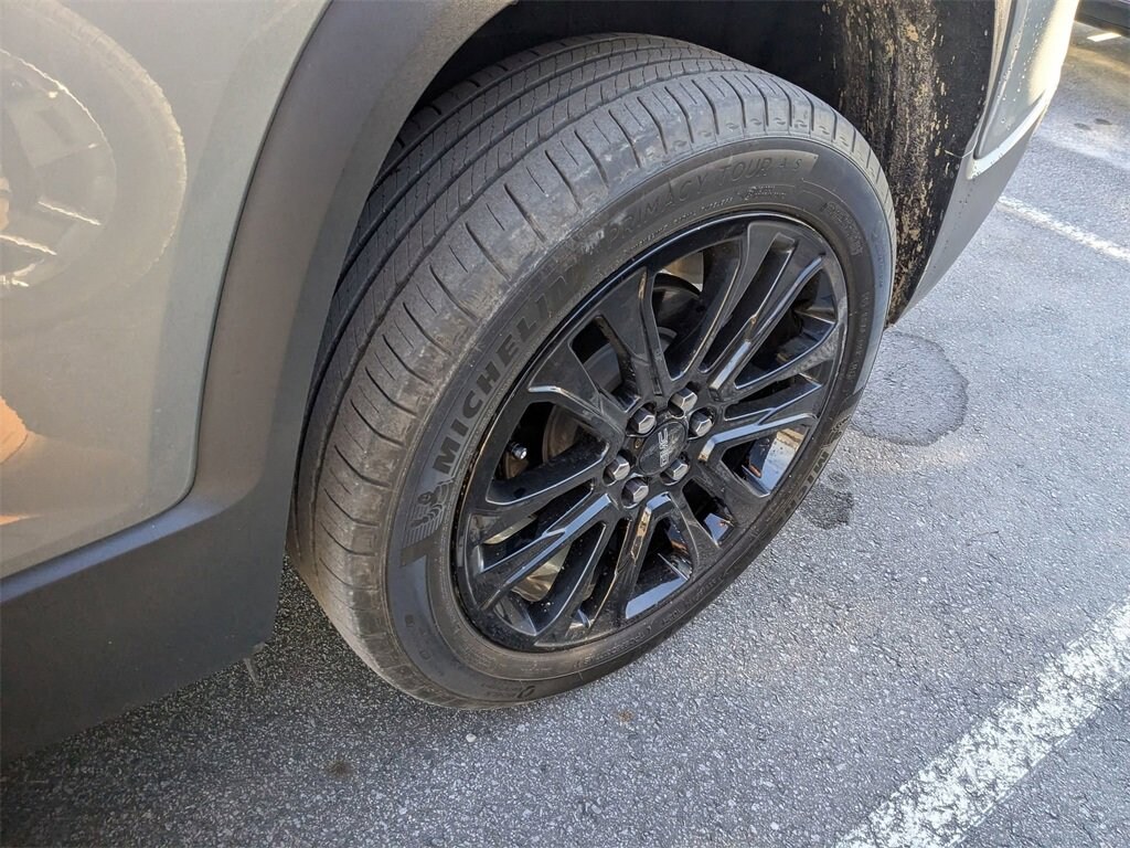 Certified 2023 GMC Acadia SLE SUV