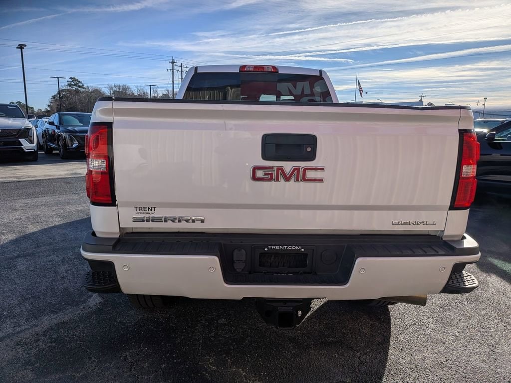 Used 2018 GMC Sierra 2500 HD Denali Truck Crew Cab