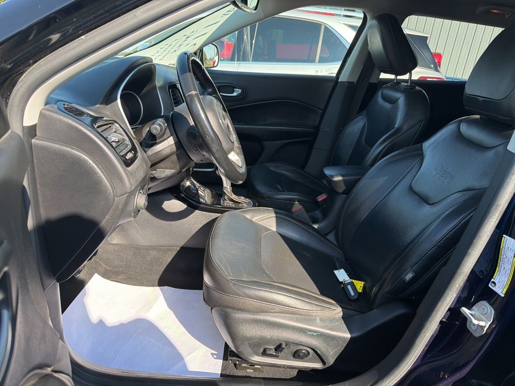 2018 Jeep Compass Limited photo 2