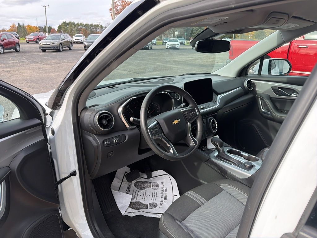 2024 Chevrolet Blazer 2LT photo 4