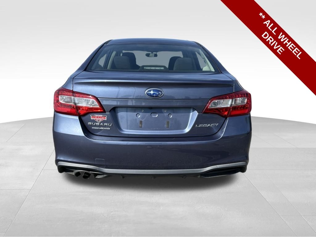 2018 Subaru Legacy 2.5i photo 3