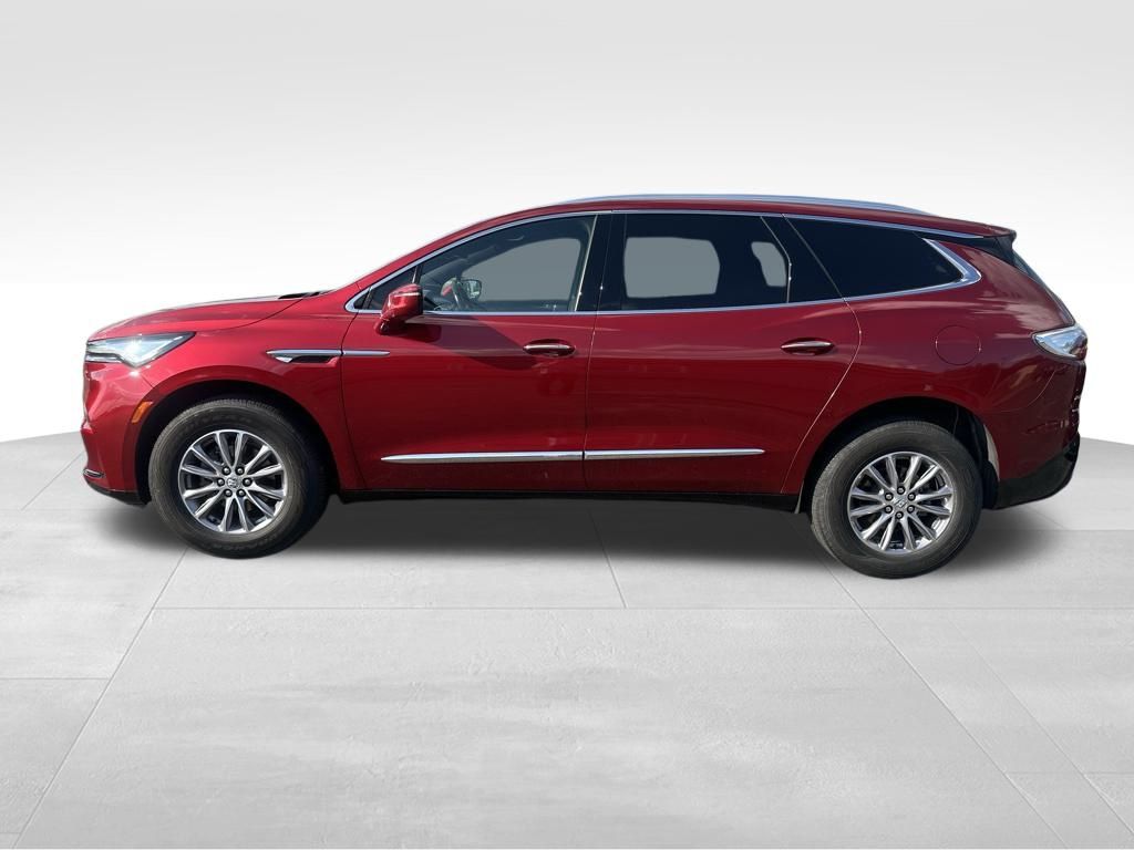 2023 Buick Enclave Essence photo 2