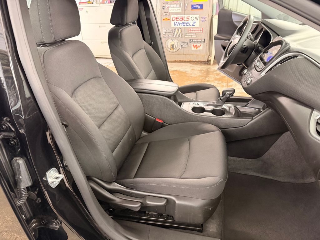 2024 Chevrolet Malibu 1LT - Photo 29