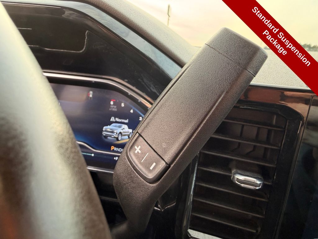 2023 Chevrolet Silverado 1500 LT - Photo 33