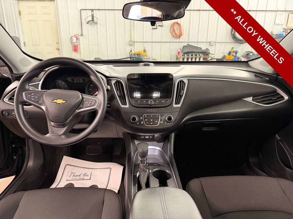 2024 Chevrolet Malibu 1LT - Photo 15