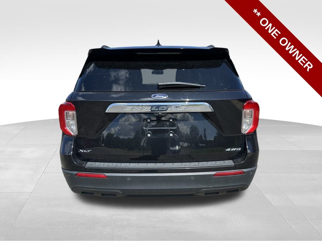 2022 Ford Explorer XLT photo 3
