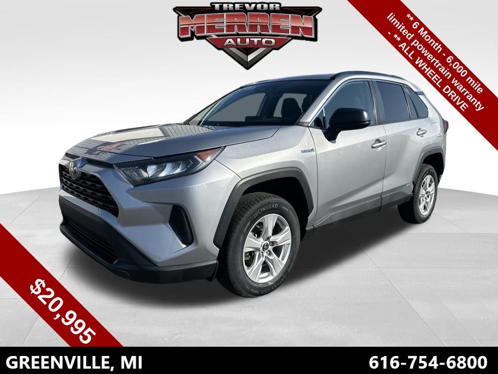 2021 Toyota RAV4 LE's photo