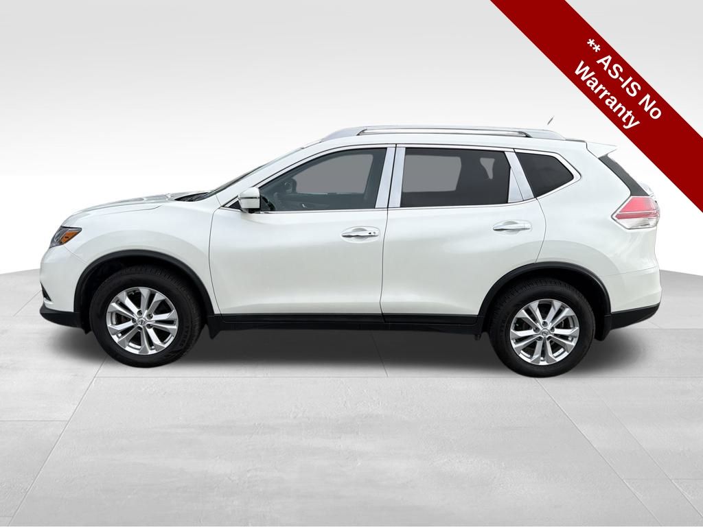 2016 Nissan Rogue SV photo 2
