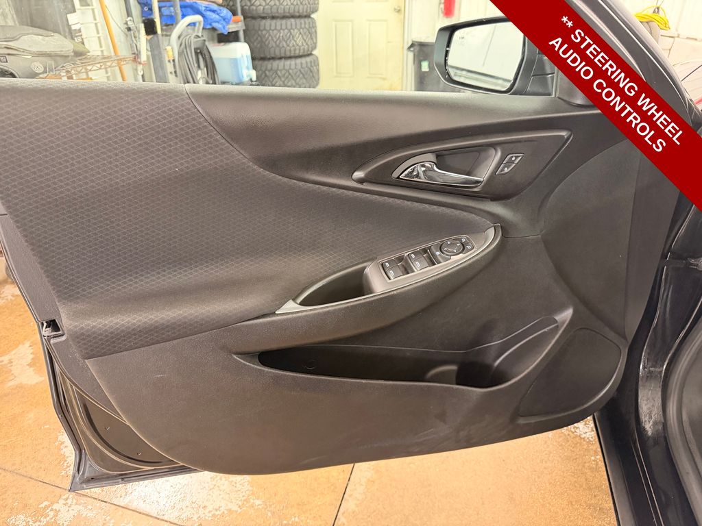 2024 Chevrolet Malibu 1LT - Photo 12