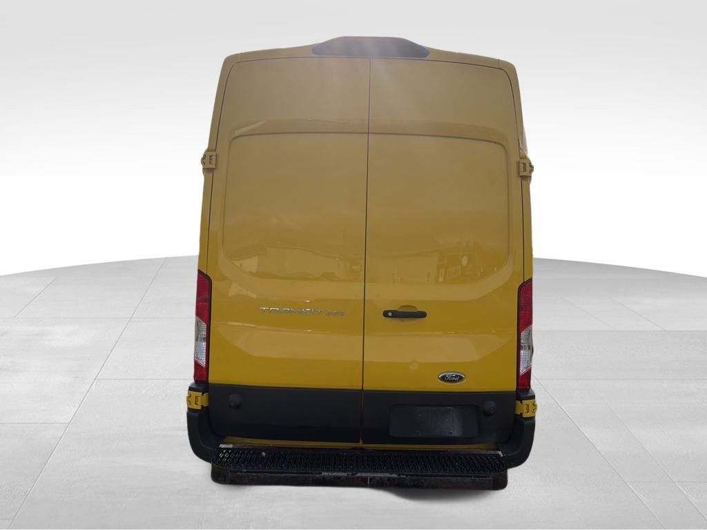 2019 Ford Transit photo 2