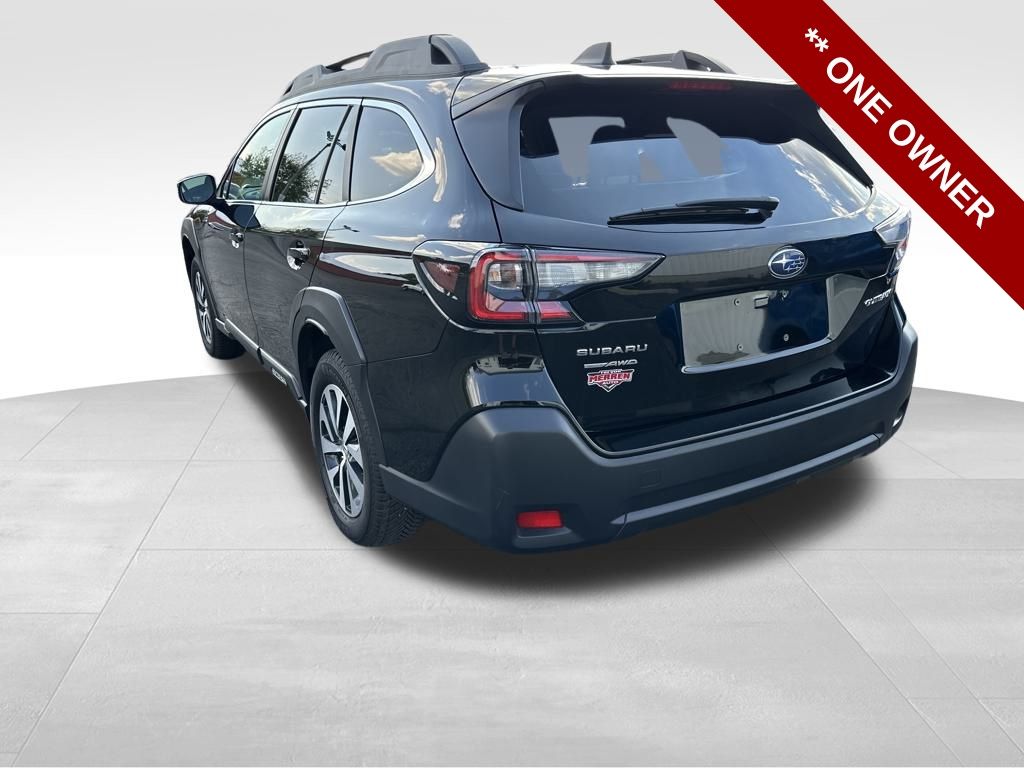 2023 Subaru Outback Premium photo 2