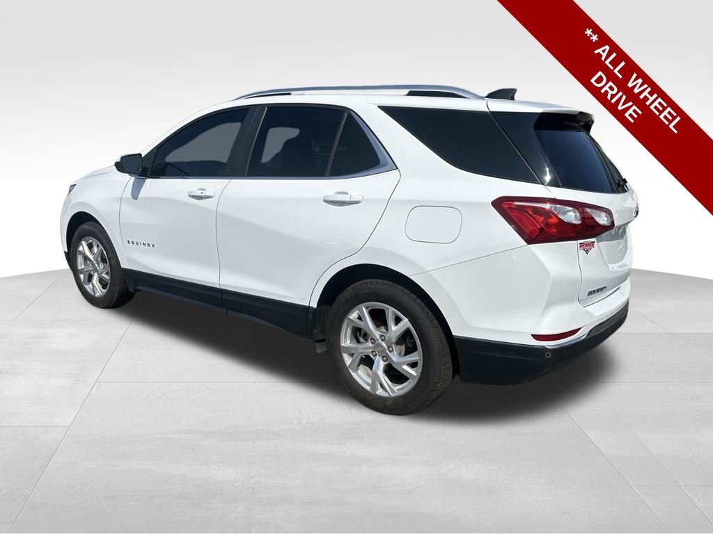 2021 Chevrolet Equinox LT photo 2