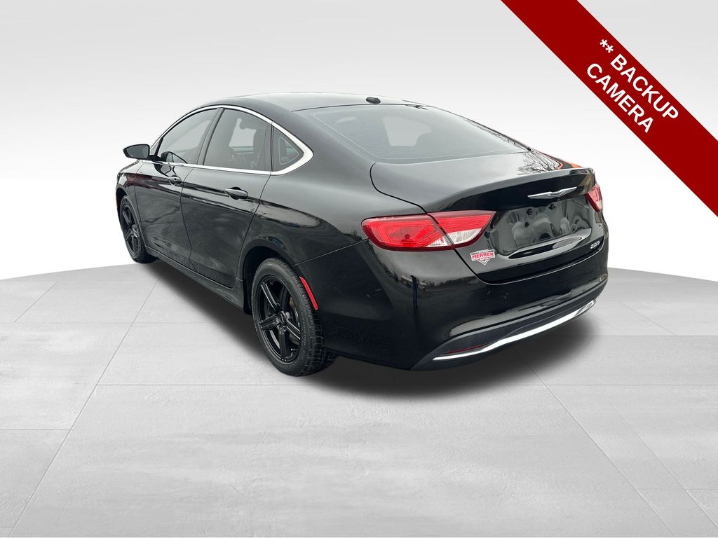 2015 Chrysler 200 Limited photo 3