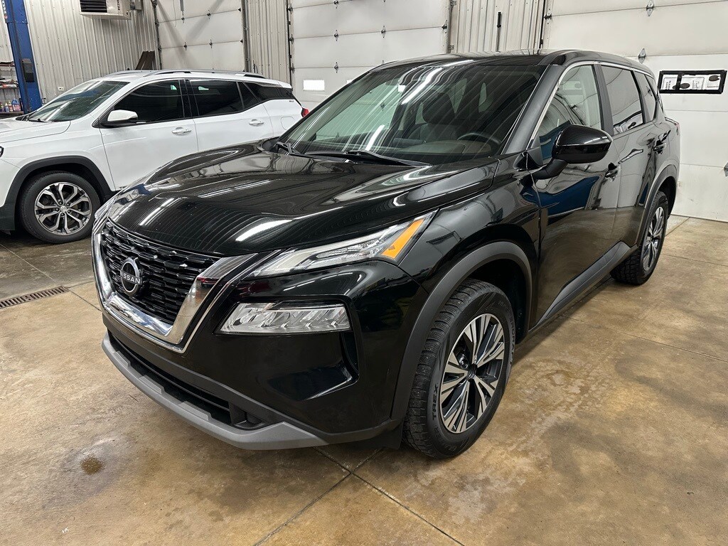 2023 Nissan Rogue SV photo 3