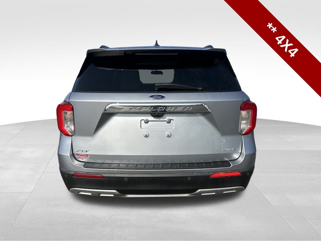 2022 Ford Explorer XLT photo 3
