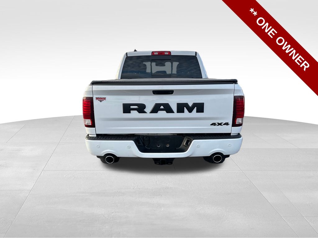 2018 Ram 1500 Sport photo 3