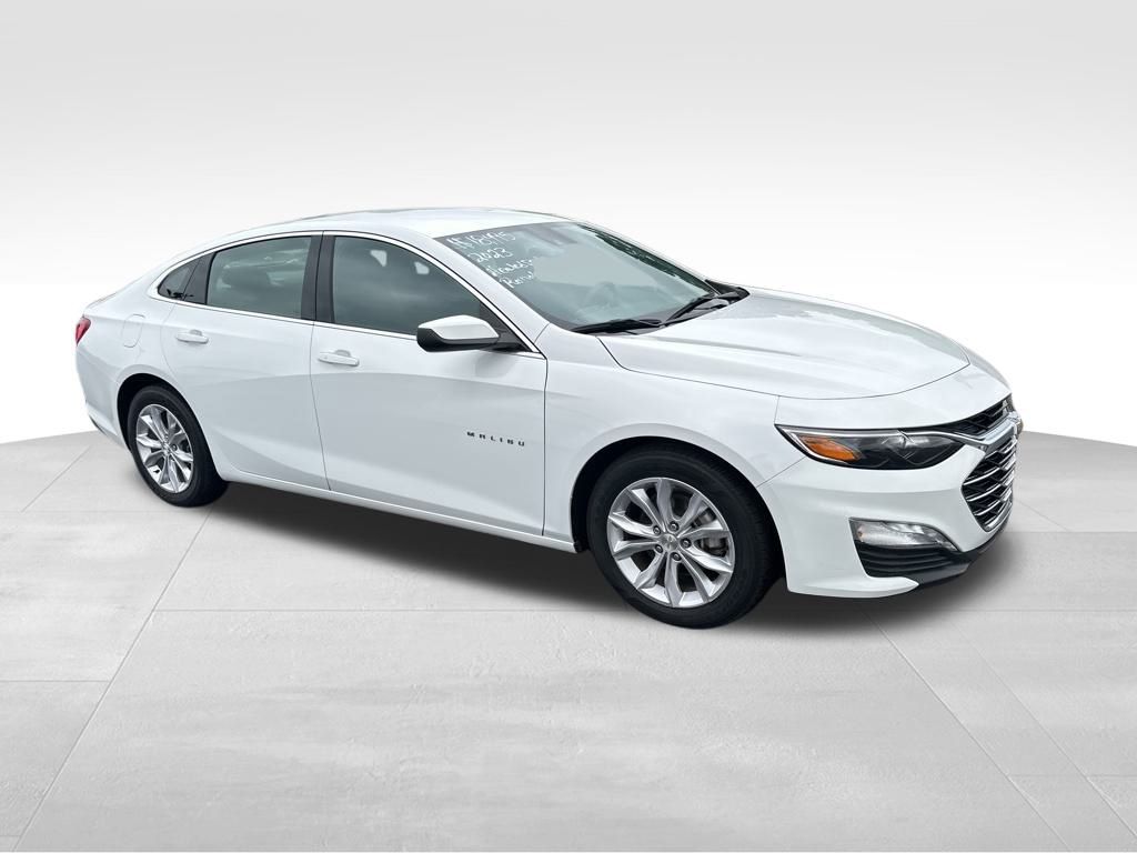2023 Chevrolet Malibu 1LT photo 3