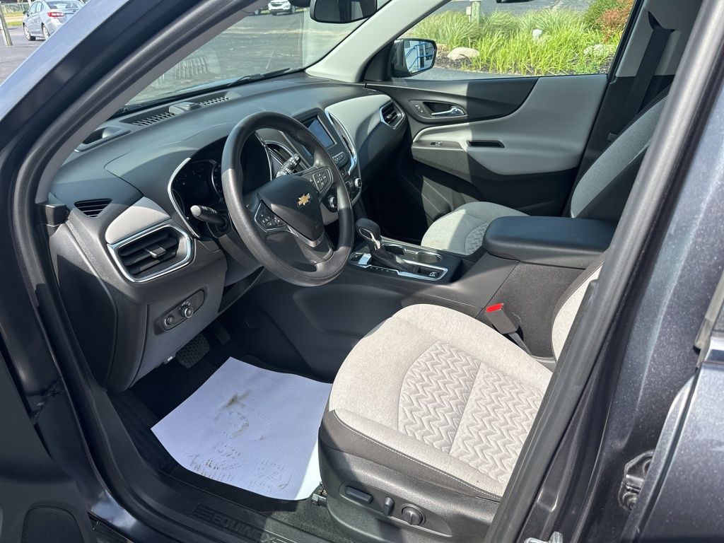 2022 Chevrolet Equinox LT photo 4