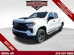 2023 Chevrolet Silverado 1500 LT Trail Boss Truck
