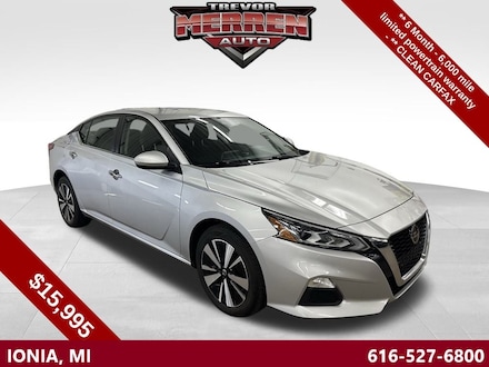 2022 Nissan Altima 2.5 SV Sedan