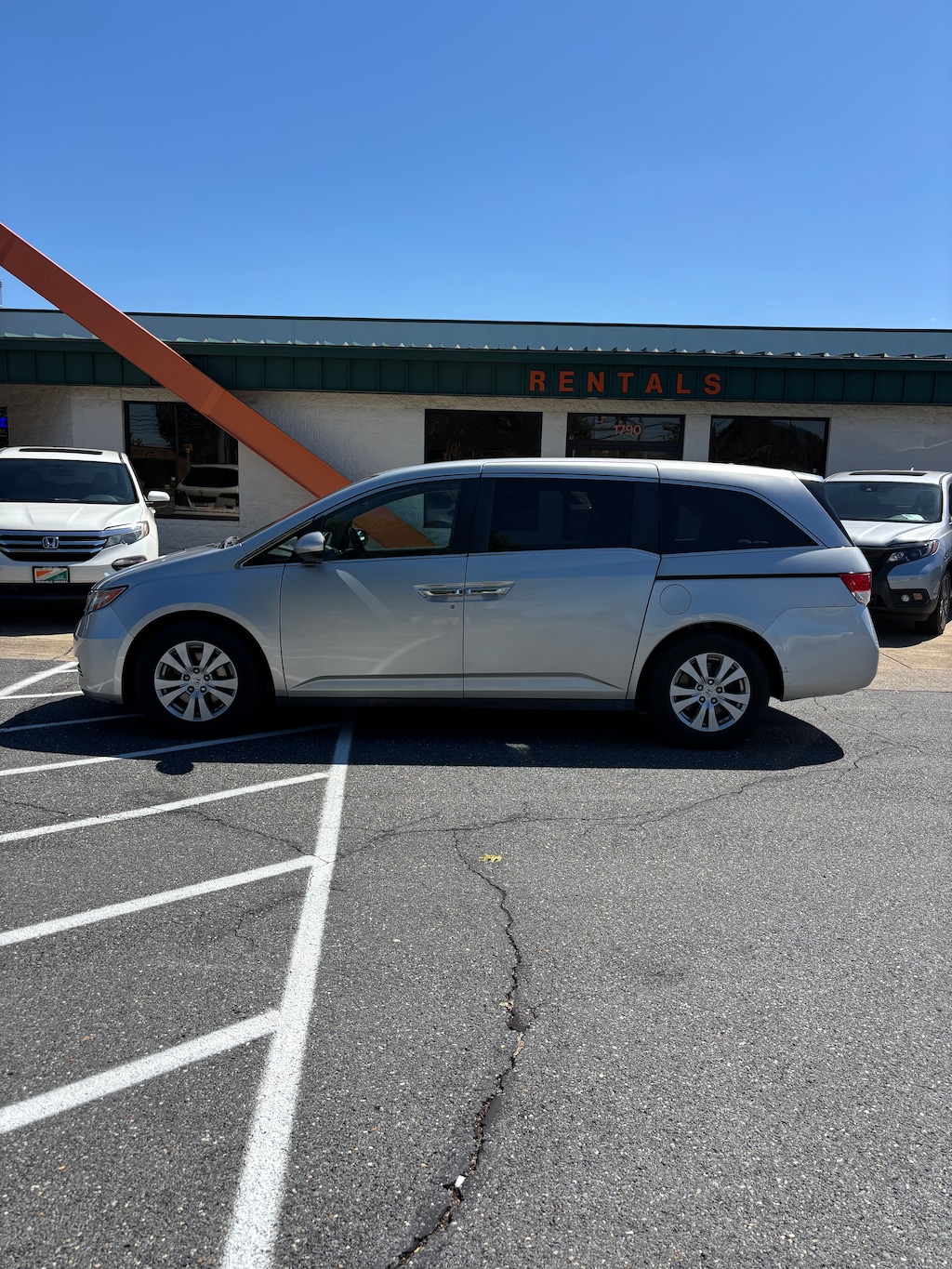 Used 2014 Honda Odyssey EX-L w/Navigation Van