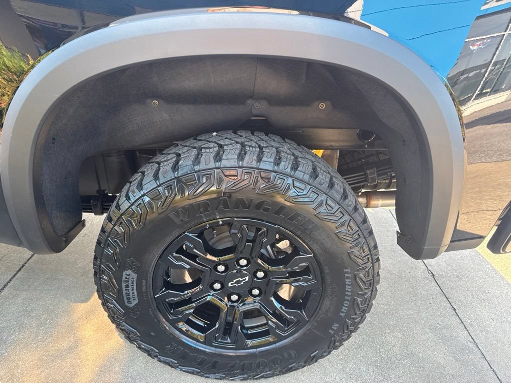 2026 Chevrolet Silverado 1500 ZR2 - Photo 6