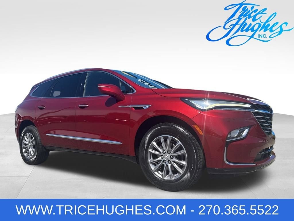 2023 Buick Enclave Essence's photo