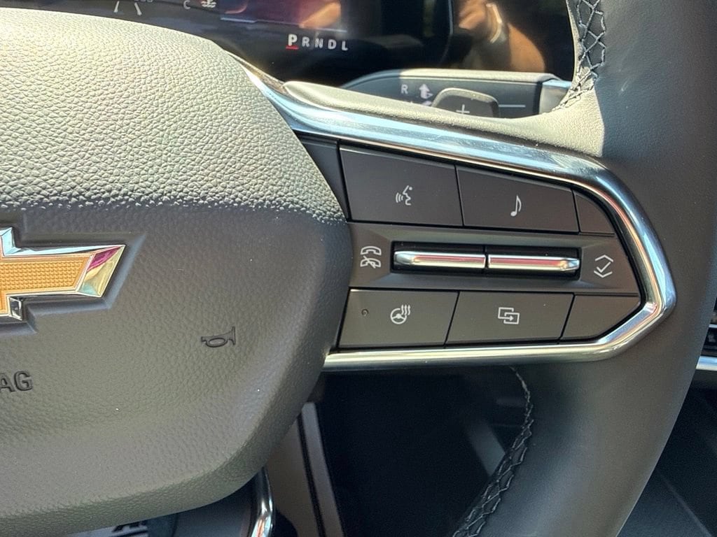 2027 Chevrolet Equinox LT - Photo 23