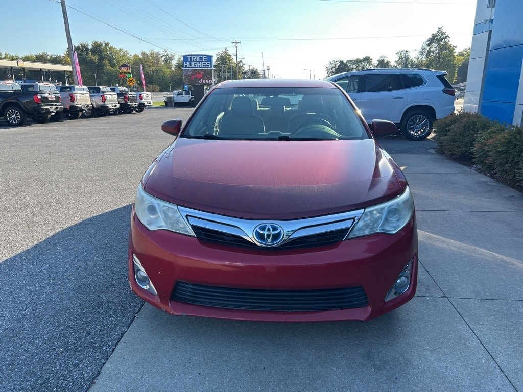 Used 2014 Toyota Camry Hybrid LE
