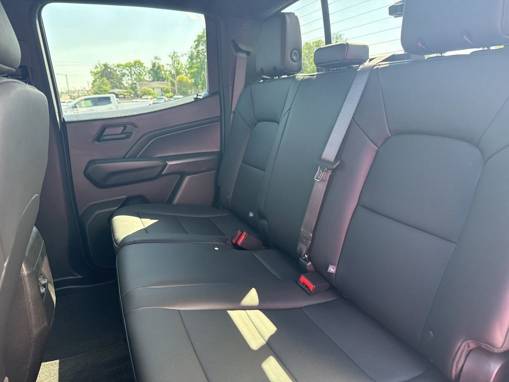 2026 Chevrolet Colorado Trail Boss - Photo 9