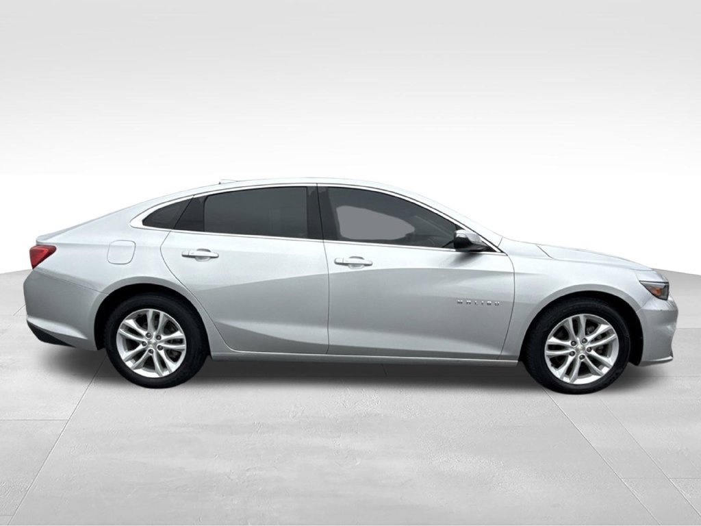 Used 2018 Chevrolet Malibu 1LT with VIN 1G1ZD5ST6JF272933 for sale in Princeton, KY