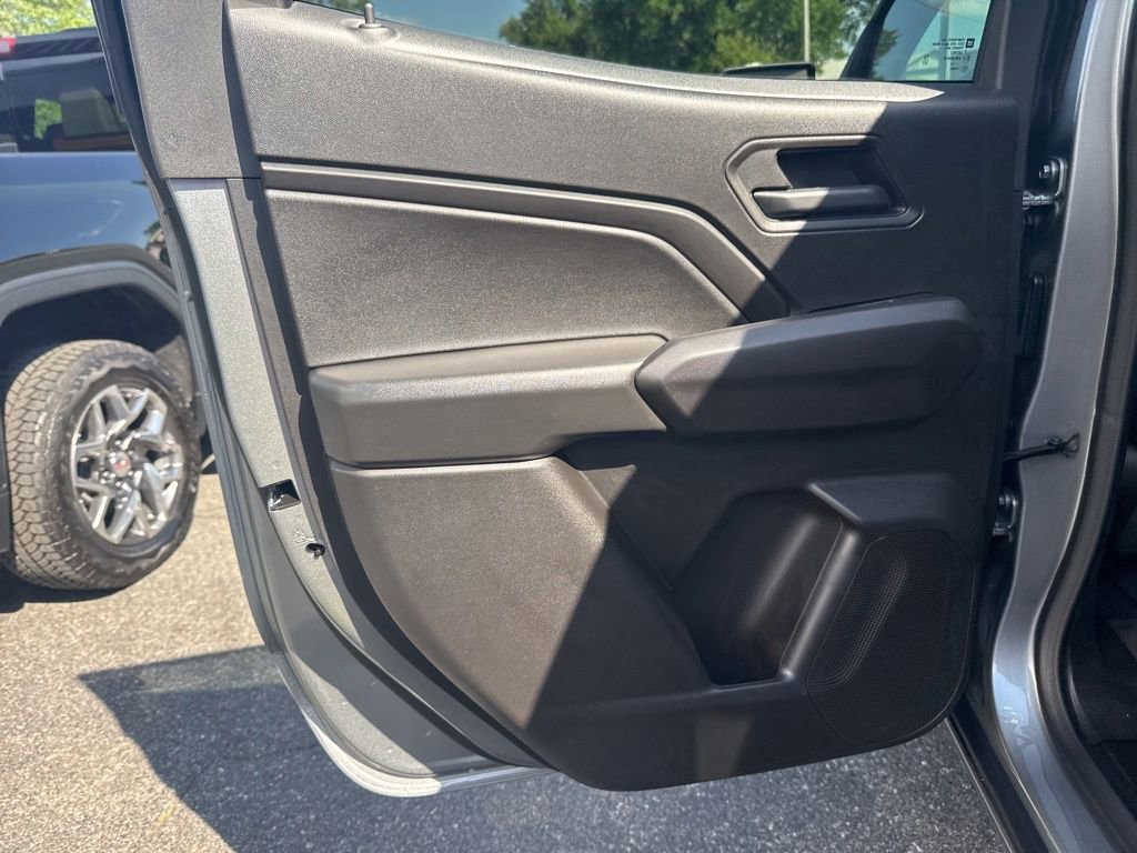 2026 Chevrolet Colorado Trail Boss - Photo 11