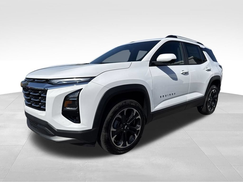 2027 Chevrolet Equinox LT - Photo 5
