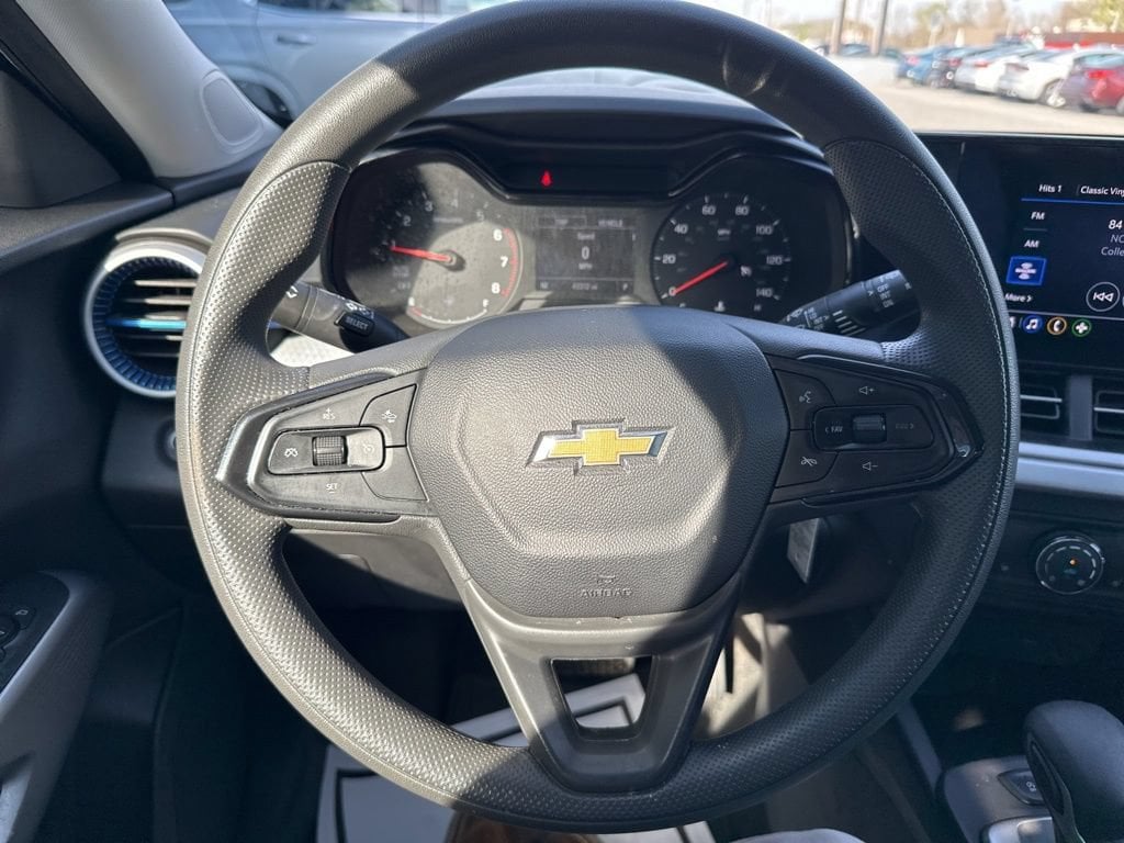 2024 Chevrolet Trax LS - Photo 22