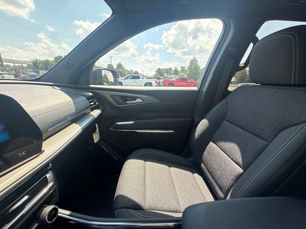 2026 Chevrolet Traverse LT - Photo 30